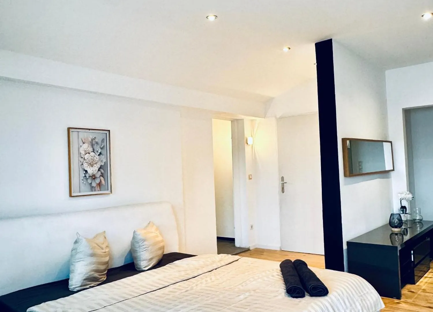 Amazing 2Br Apt, 16-Mins To Blumengaerten Vídeň 0*,  Rakousko